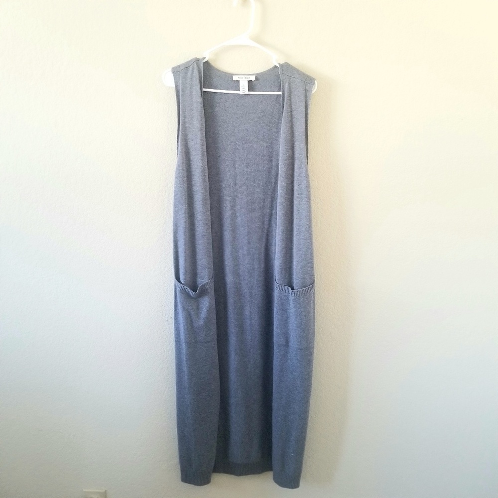 White House Black Market Gray Cardigan